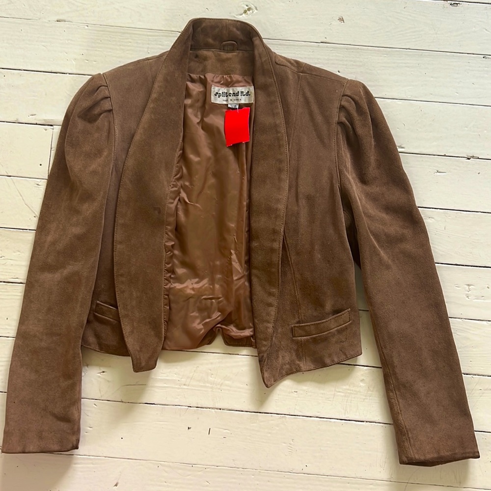 Vintage Splint End Ltd sued blazer